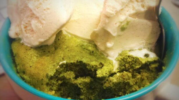 Mug-cakes were all the rage in 2015, so I came up with a version that used matcha green tea powder. This mug-cake was the end-result of an experiment in creating